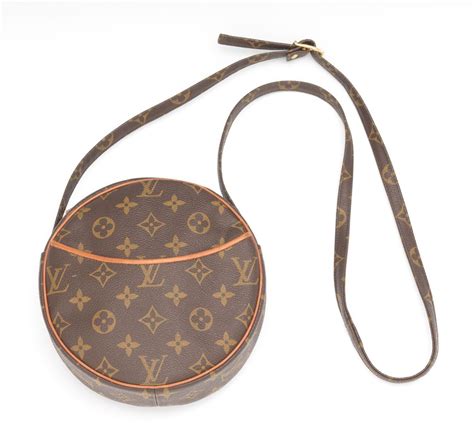 louis vuitton curved bag|louis vuitton round bag price.